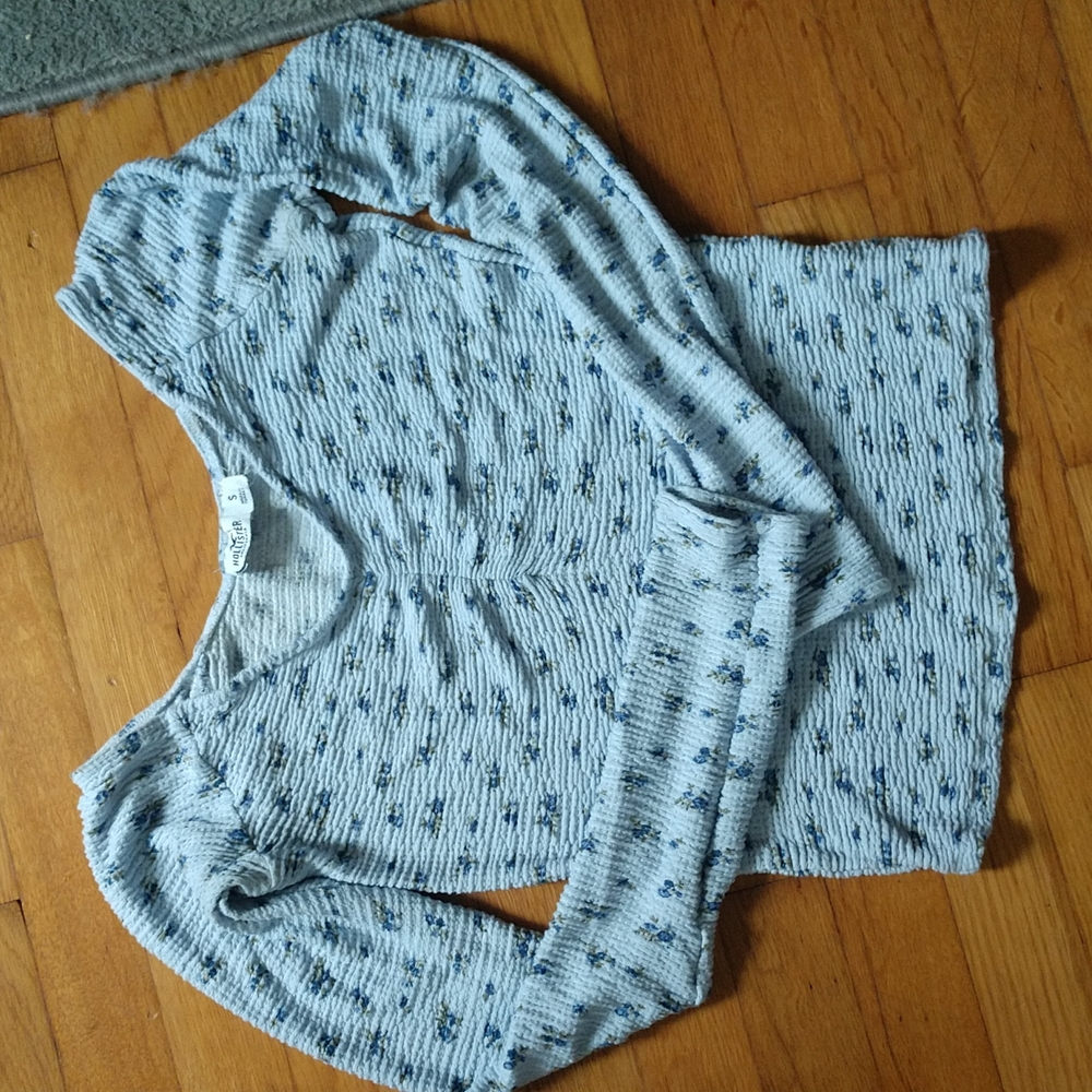 Hollister floral long sleeve top